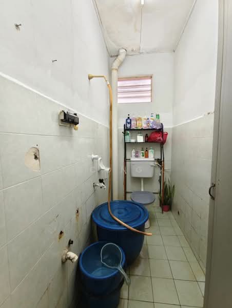 2-storey Terraced House for Sale in Bandar Putra (Kulai) - Yucong . - Bathroom - PropertyGuru.com.my
