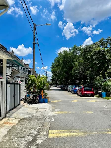 (Ground Floor) Townhouse at Taman Lembah Maju, Facing Open, 2r2b untuk Untuk Dijual - RM 298,000, Feb 2026 - Exterior - PropertyGuru.com.my