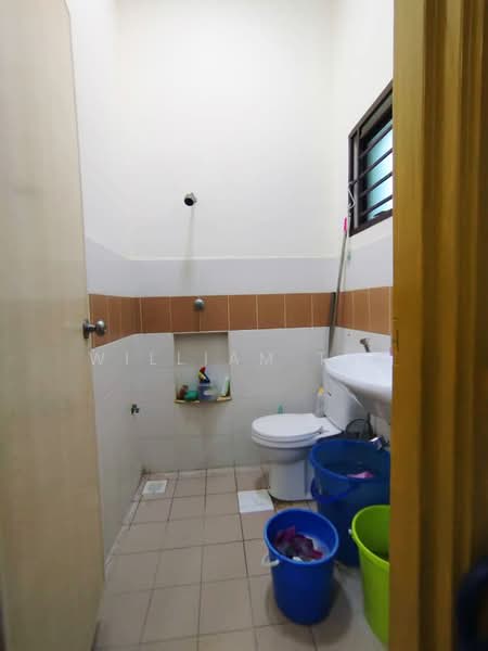 Semi-Detached House for Sale in Taman Nusa Idaman (Iskandar Puteri (Nusajaya)) - William Tay - Bathroom - PropertyGuru.com.my