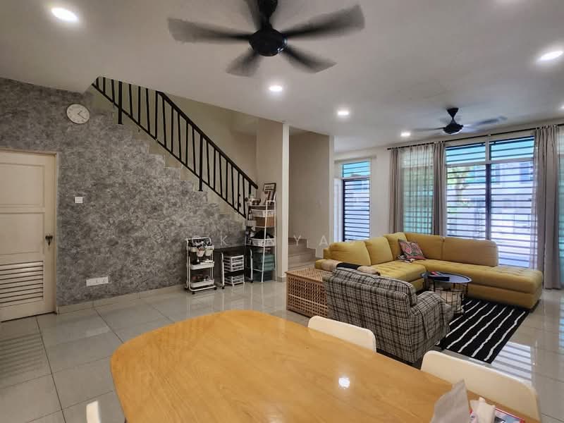 2-storey Terraced House for Sale in Ipoh (Perak) - Ck Nyau - Living Room - PropertyGuru.com.my