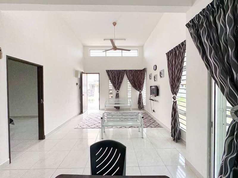 Semi-Detached House for Sale in Bandar Baru Salak Tinggi (Sepang) - Mohamad Hanafi - Living Room - PropertyGuru.com.my