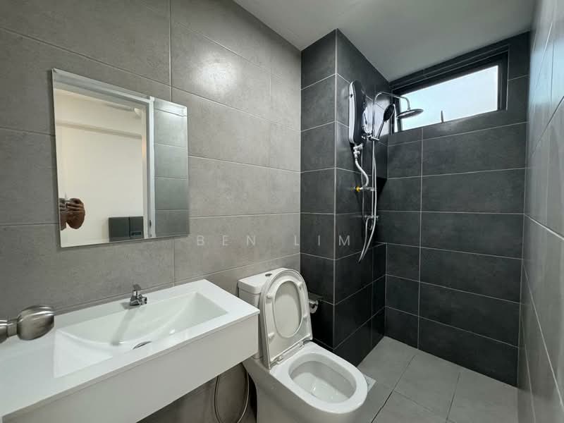 Vista Sentul Residences untuk Untuk Dijual - RM 360,000, Feb 2026 - Bathroom - PropertyGuru.com.my