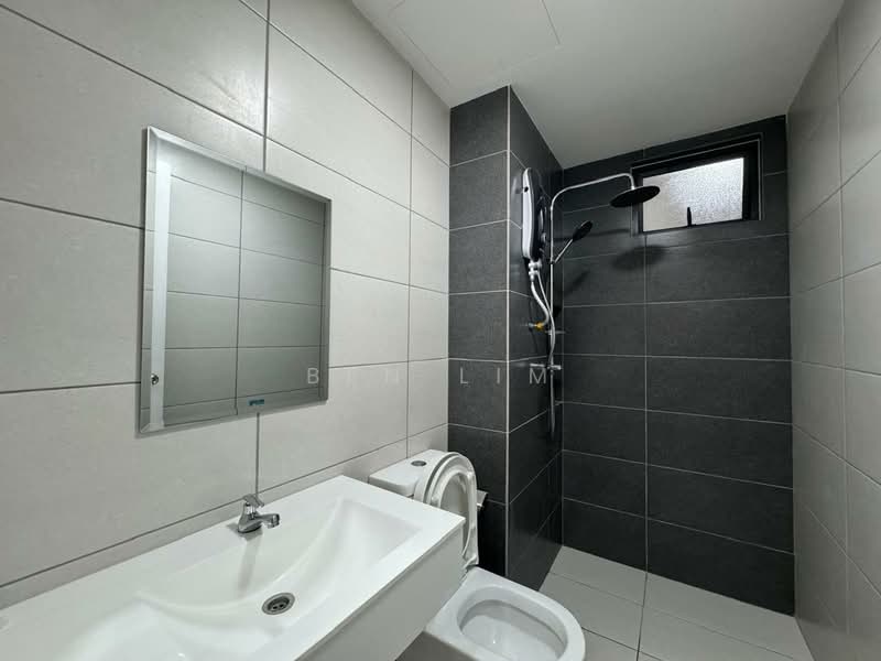 Vista Sentul Residences untuk Untuk Dijual - RM 360,000, Feb 2026 - Bathroom - PropertyGuru.com.my