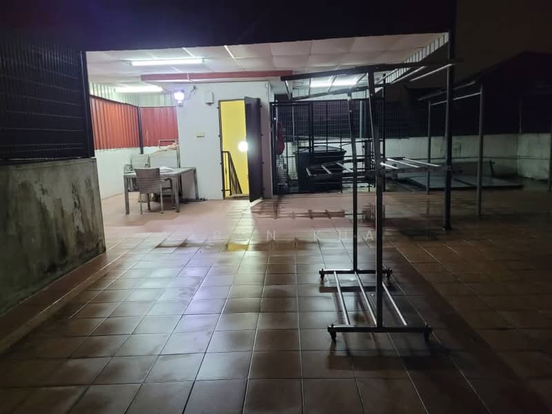 3-storey Terraced House for Sale in Kajang (Selangor) - Aaron Kua - Exterior - PropertyGuru.com.my