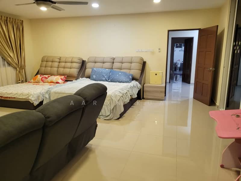 3-storey Terraced House for Sale in Kajang (Selangor) - Aaron Kua - Bedroom - PropertyGuru.com.my