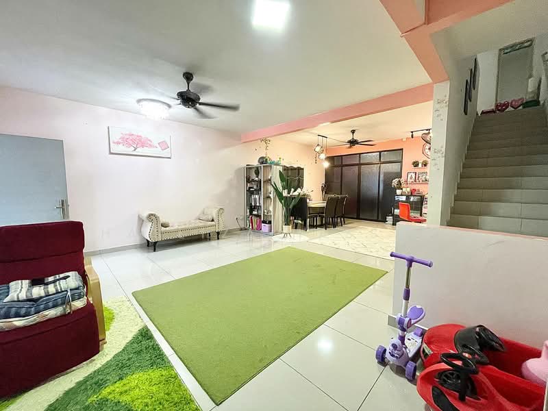 2-storey Terraced House for Sale in S2 Heights (Seremban 2) - Hasliza Hassan - Living Room - PropertyGuru.com.my