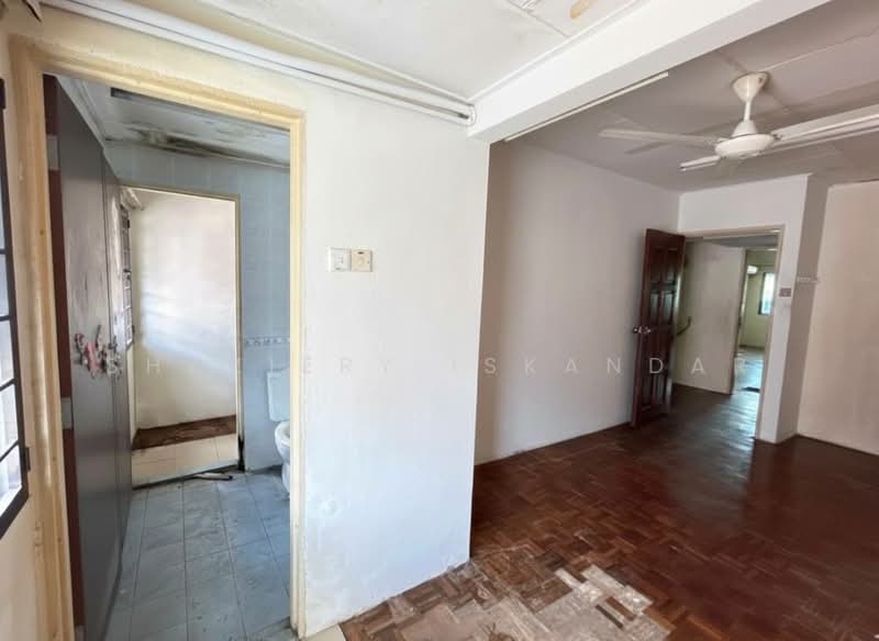 Taman Selayang Utama untuk Untuk Dijual - RM 435,000, Mac 2026 - Interior - PropertyGuru.com.my