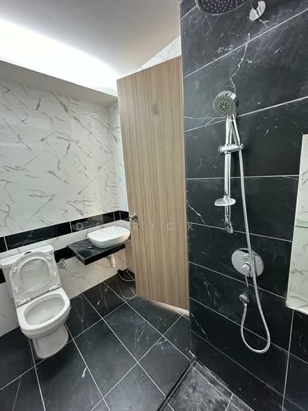 Condominium for Rent at QuayWest Residence - Derrick . - Bathroom - PropertyGuru.com.my