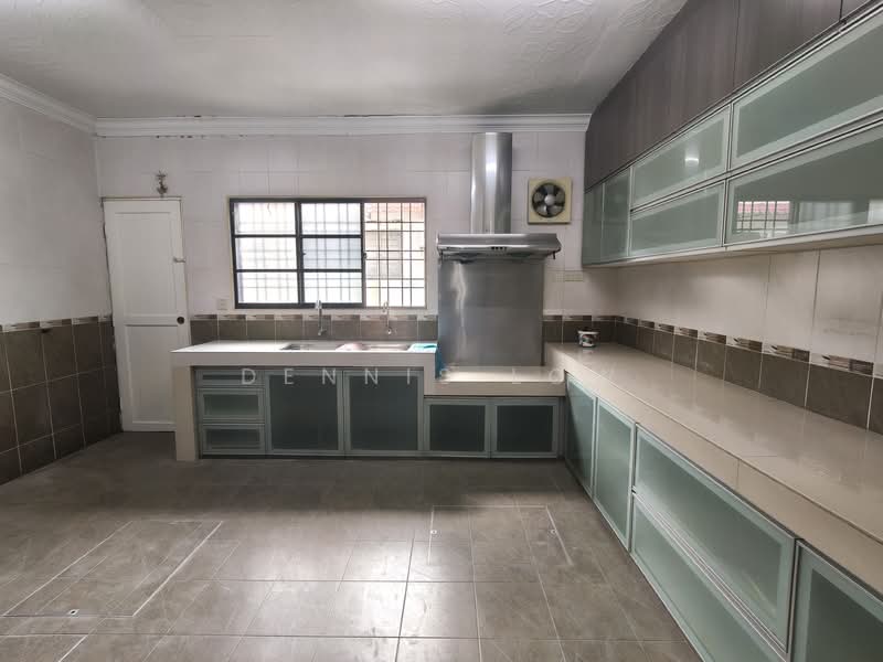 Taman Bunga Melor untuk Untuk Dijual - RM 700,000, Mac 2026 - Kitchen - PropertyGuru.com.my