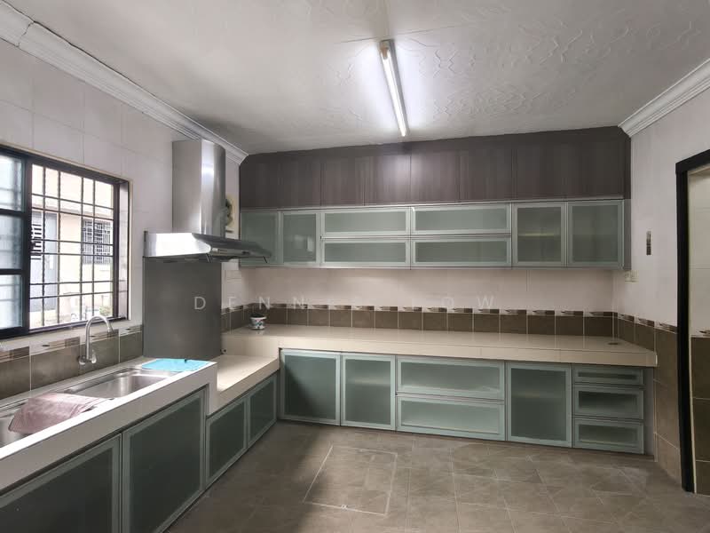 Taman Bunga Melor untuk Untuk Dijual - RM 700,000, Mac 2026 - Kitchen - PropertyGuru.com.my