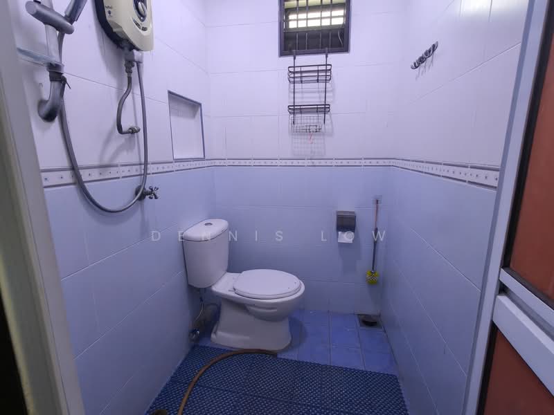 Taman Bunga Melor untuk Untuk Dijual - RM 700,000, Mac 2026 - Bathroom - PropertyGuru.com.my