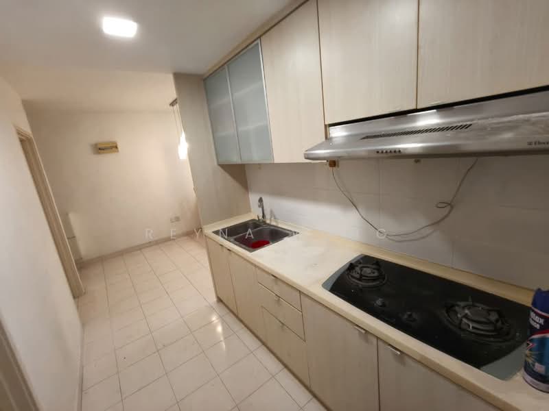 Taman Sri Pulai Perdana untuk Untuk Dijual - RM 198,000, Feb 2026 - Kitchen - PropertyGuru.com.my