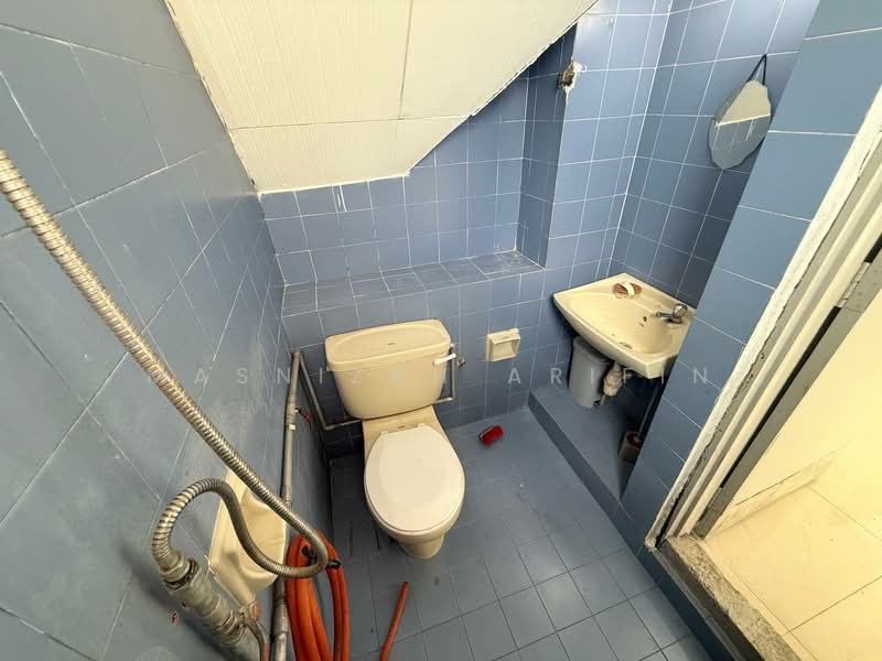 Taman Setiawangsa untuk Untuk Dijual - RM 799,000, Feb 2026 - Bathroom - PropertyGuru.com.my