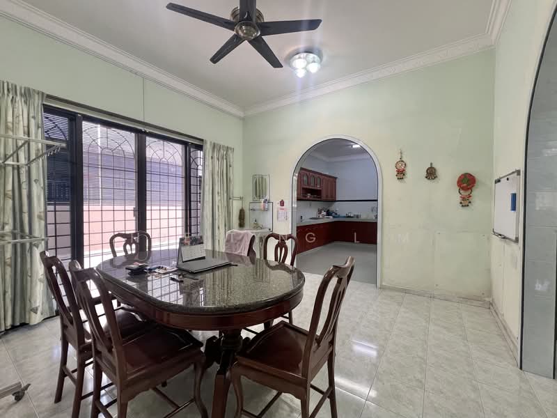 Bungalow for Sale in Tangkak (Johor) - Hue Tyng Lim - Dining Room - PropertyGuru.com.my