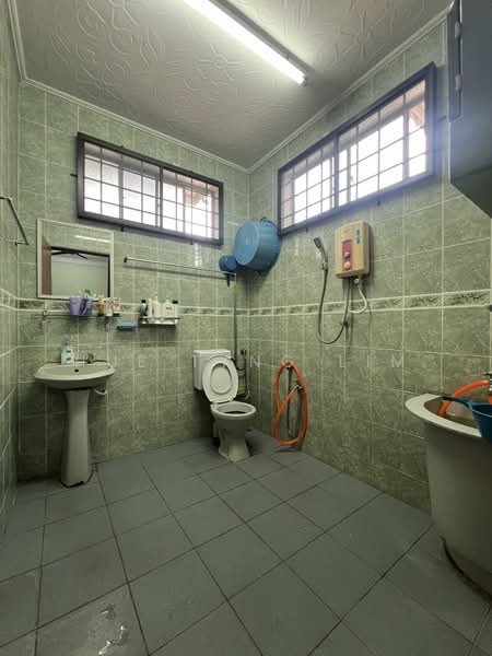 Bungalow for Sale in Tangkak (Johor) - Hue Tyng Lim - Bathroom - PropertyGuru.com.my