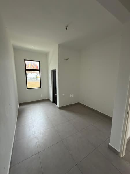 2-storey Terraced House for Sale in Taman Mount Austin (Tebrau) - Lifen . - Interior - PropertyGuru.com.my