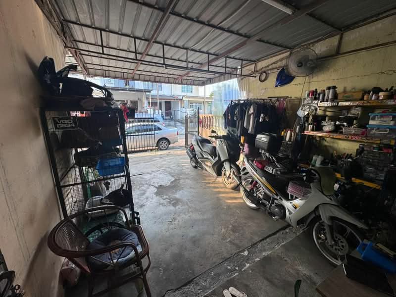 2-storey Terraced House for Sale in Taman Johor Jaya (Johor Bahru) - Yucong . - Exterior - PropertyGuru.com.my