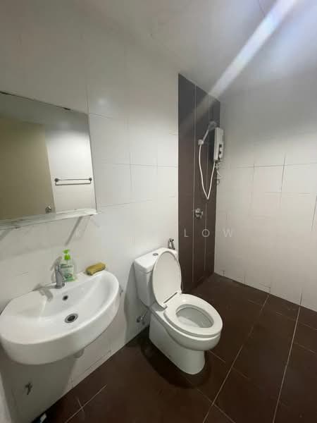 Pacific Place untuk Untuk Disewa - RM 1,600 /bulan, Feb 2026 - Bathroom - PropertyGuru.com.my
