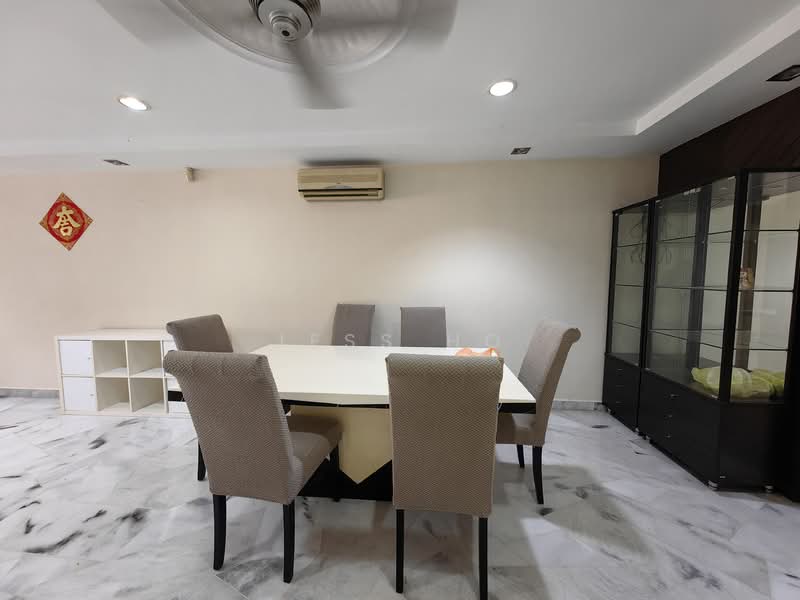 Terraced House for Rent in Bandar Kinrara Seksyen 5 (Bandar Kinrara) - Jess Ho - Dining Room - PropertyGuru.com.my