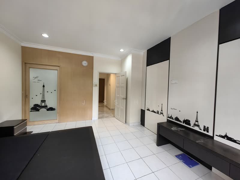 Terraced House for Rent in Bandar Kinrara Seksyen 5 (Bandar Kinrara) - Jess Ho - Living Room - PropertyGuru.com.my