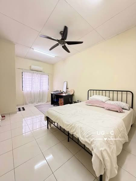 2-storey Terraced House for Sale in Bandar Puteri Klang (Klang) - Daniel Kok - Bedroom - PropertyGuru.com.my