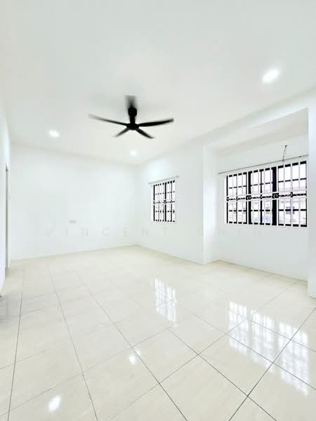 2-storey Terraced House for Sale in Bandar Baru Sri Klebang (Chemor) - Vincent Chin - Living Room - PropertyGuru.com.my