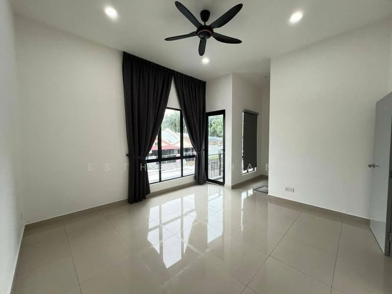 Cluster House for Sale in Iskandar Puteri (Nusajaya) (Johor) - Esther Chang - Living Room - PropertyGuru.com.my