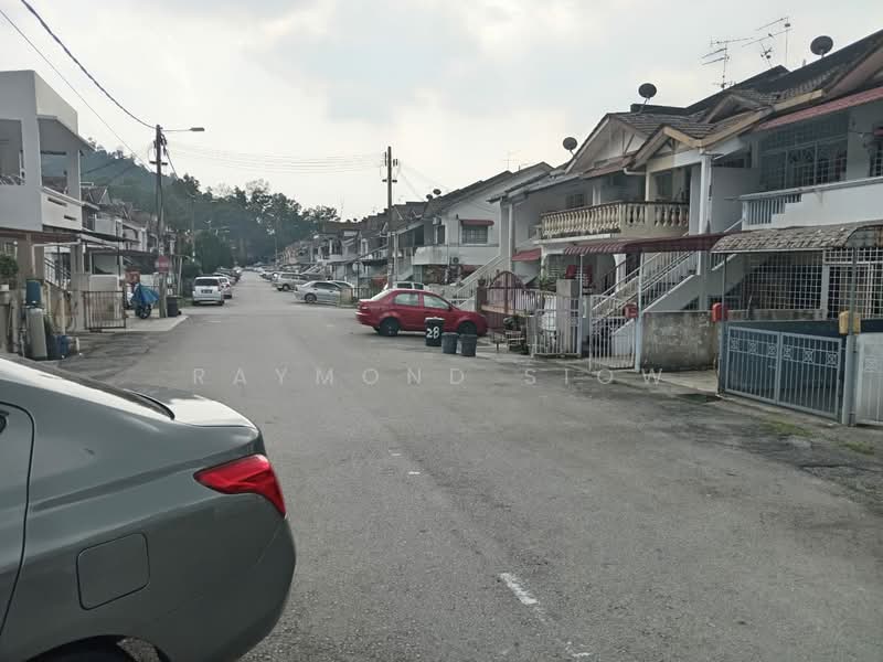 Rumah Bandar untuk Dijual di Taman Saga (Ampang) - Raymond Siow - Exterior - PropertyGuru.com.my