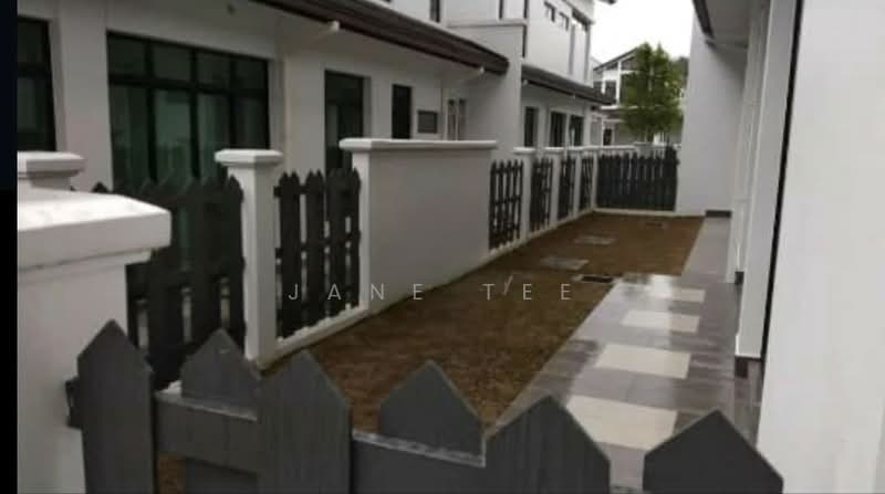 Semi-Detached House for Sale in Eco Majestic (Semenyih) - Jane Tee - Exterior - PropertyGuru.com.my