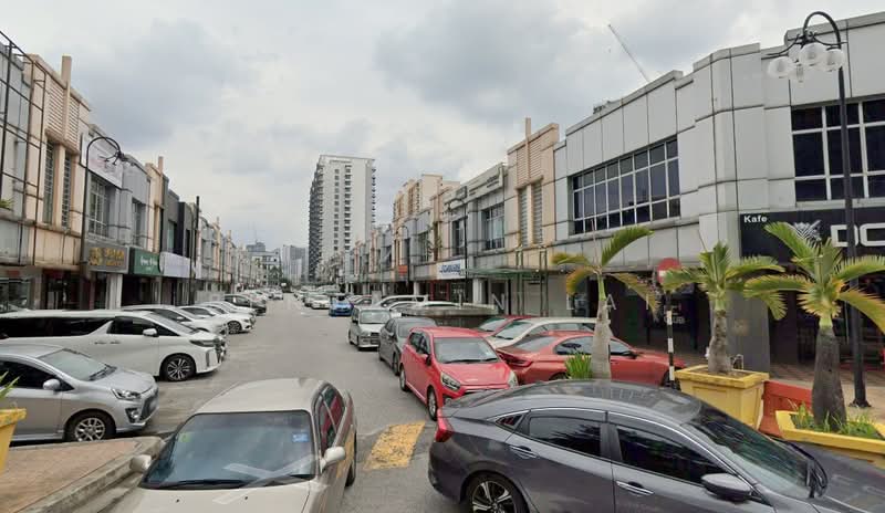 Pusat Perdagangan Kuchai 2 Story Shop Lot For Sale untuk Untuk Dijual - RM 1,550,000, Feb 2026 - Exterior - PropertyGuru.com.my