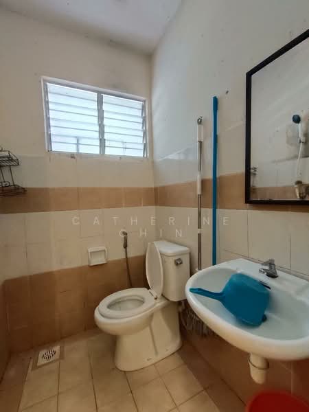 Alpine Village untuk Untuk Dijual - RM 280,000, Feb 2026 - Bathroom - PropertyGuru.com.my