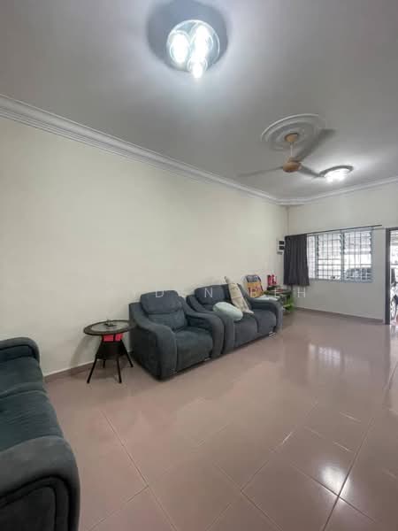 Taman Ungku Tun Aminah untuk Untuk Dijual - RM 720,000, Mac 2026 - Living Room - PropertyGuru.com.my