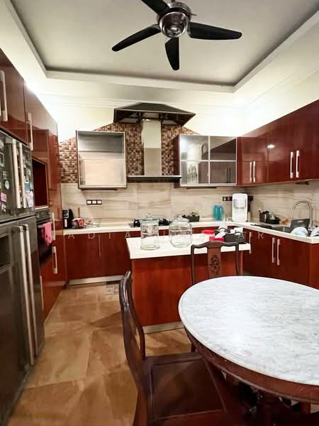 Semi-Detached House for Sale in Taman Melawati (Ulu Kelang) - Nadia Jaafar - Kitchen - PropertyGuru.com.my