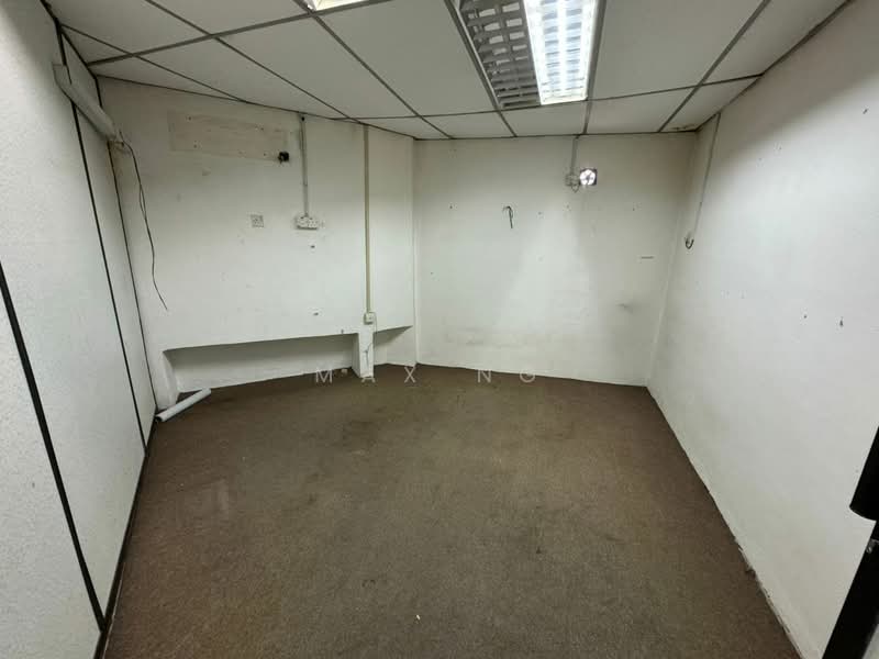 Warehouse for Rent in Batu Maung (Penang) - Max Ng - Interior - PropertyGuru.com.my