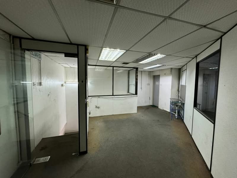 Warehouse for Rent in Batu Maung (Penang) - Max Ng - Interior - PropertyGuru.com.my