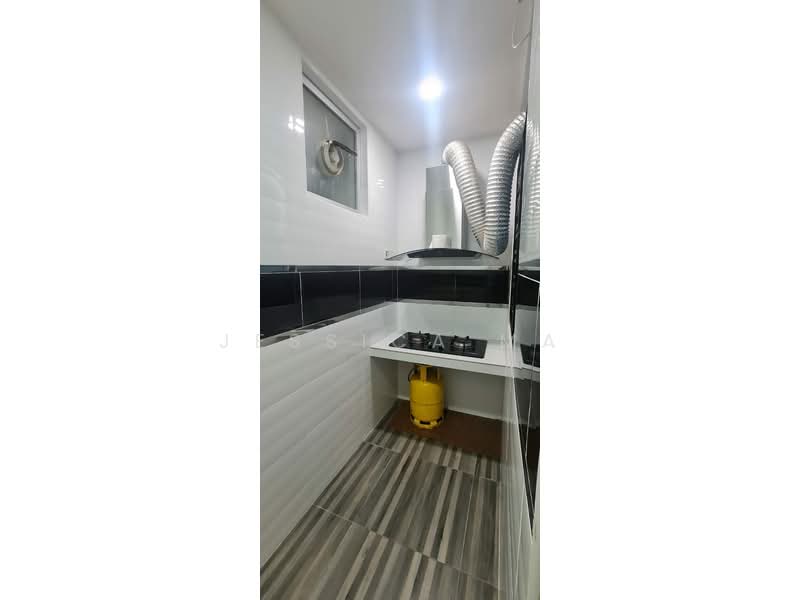 Service Residence for Rent at D'Ambience Residences (Pangsapuri Ikatan Flora) - Jessica Ma - Kitchen - PropertyGuru.com.my