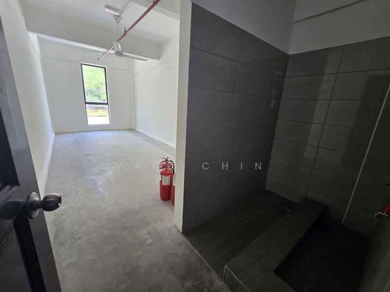 Warehouse for Rent in Shah Alam (Selangor) - Yapz Chin - Interior - PropertyGuru.com.my