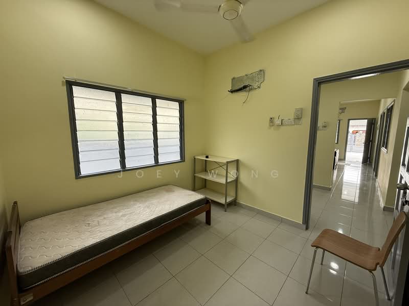 1-storey Terraced House for Rent in Petaling Jaya (Selangor) - Joey Wong - Bedroom - PropertyGuru.com.my