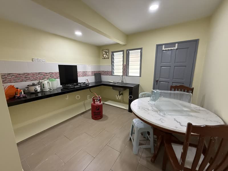 1-storey Terraced House for Rent in Petaling Jaya (Selangor) - Joey Wong - Kitchen - PropertyGuru.com.my