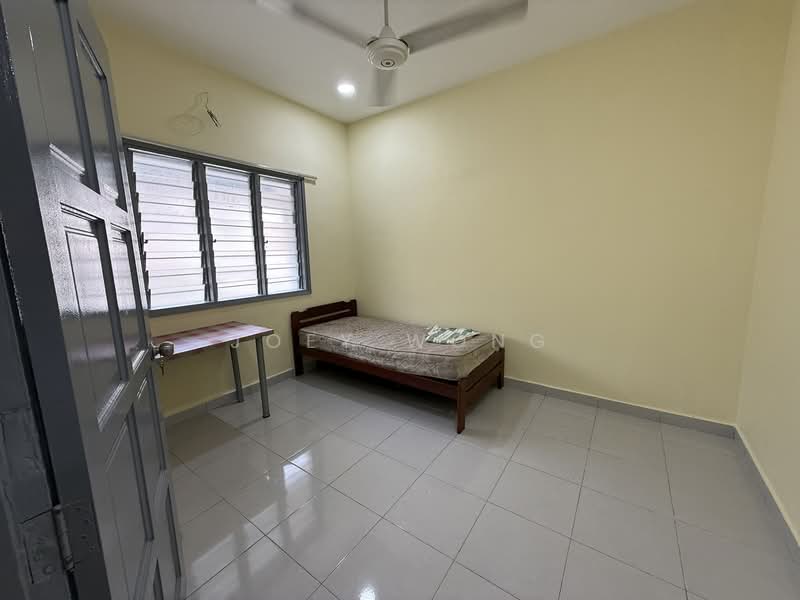 1-storey Terraced House for Rent in Petaling Jaya (Selangor) - Joey Wong - Bedroom - PropertyGuru.com.my