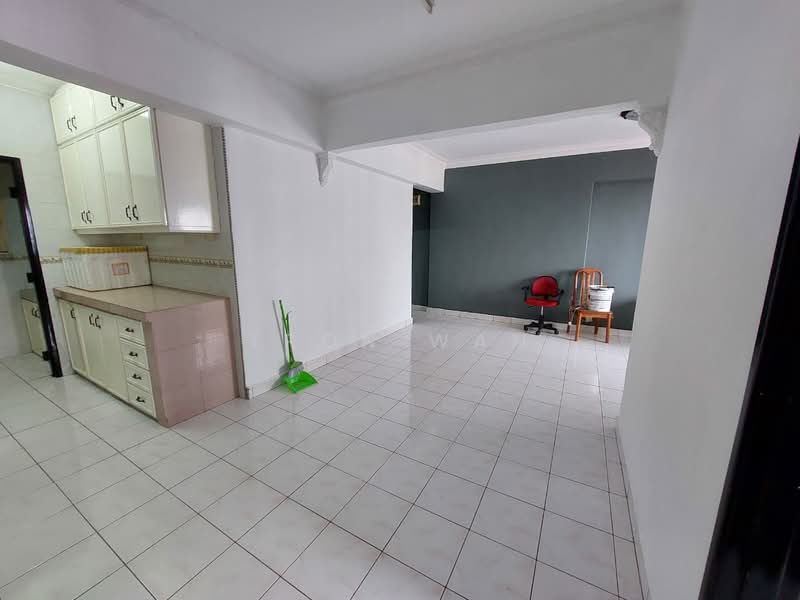 Apartment for Rent at Pangsapuri Vista Serdang - Tron Wan - Kitchen - PropertyGuru.com.my