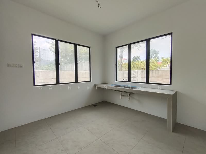 Bungalow for Sale in Ipoh (Perak) - Catherine Chin - Kitchen - PropertyGuru.com.my