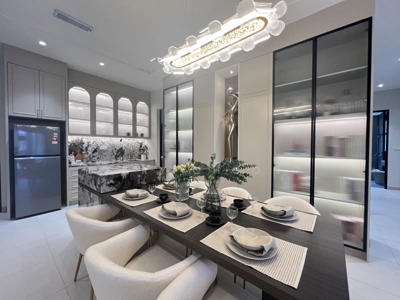 Service Residence for Sale at Aster Hill - Berry Choong - Dining Room - PropertyGuru.com.my