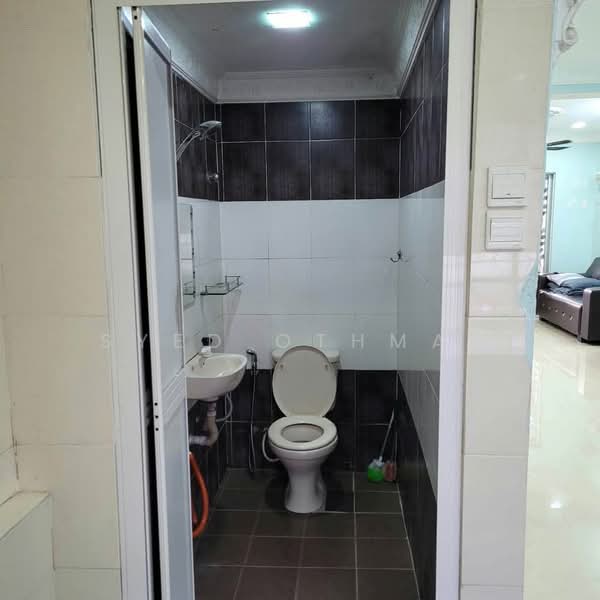 Taman Sri Gombak untuk Untuk Dijual - RM 475,000, Mac 2026 - Bathroom - PropertyGuru.com.my