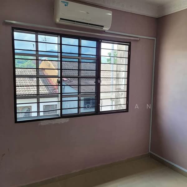 Taman Sri Gombak untuk Untuk Dijual - RM 475,000, Mac 2026 - Interior - PropertyGuru.com.my