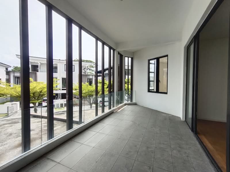 Semi-Detached House for Sale in Tiger Lane (Ipoh) - Catherine Chin - Balcony - PropertyGuru.com.my