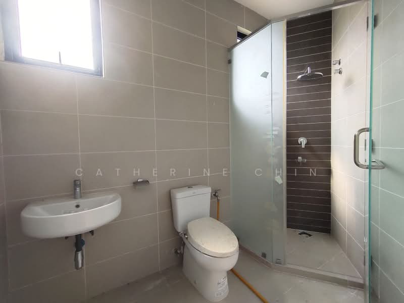 Semi-Detached House for Sale in Tiger Lane (Ipoh) - Catherine Chin - Bathroom - PropertyGuru.com.my