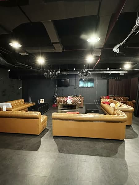 Office for Rent in KL Eco City (Kuala Lumpur) - Lau King Wei - Living Room - PropertyGuru.com.my