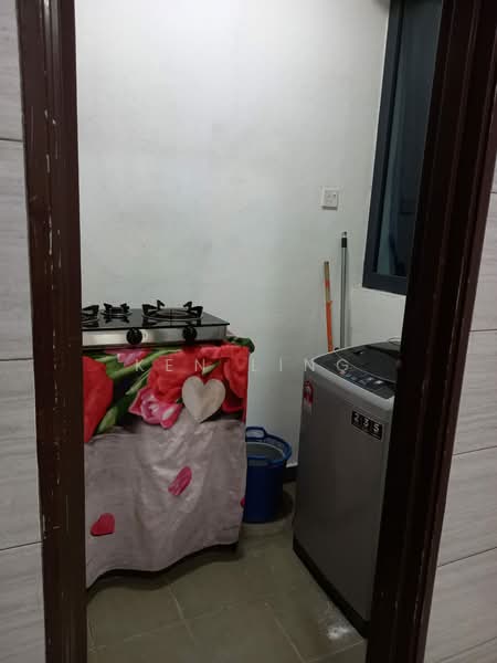 Service Residence for Sale at Symphony Tower (Menara Simfoni) - Ken Ling - Kitchen - PropertyGuru.com.my