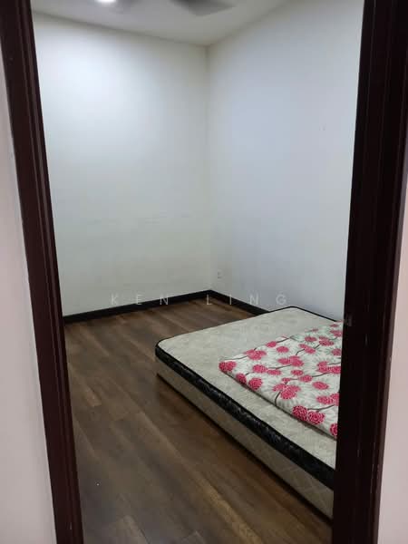 Service Residence for Sale at Symphony Tower (Menara Simfoni) - Ken Ling - Bedroom - PropertyGuru.com.my